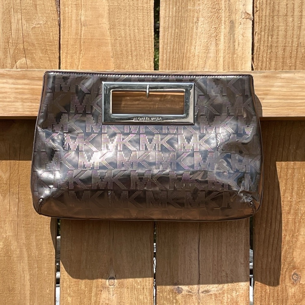 Michael Kors Berkeley Clutch Nickel Monogram Purse Metallic Patent Leather Bag
